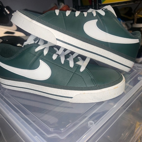 2022 Court Legacy 'Pro Green'. Sz-10- Rep Box - Picture 1 of 6